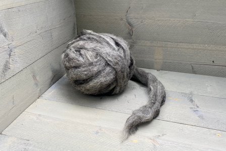 500 gram gewassen lontwol - Veenkolonist (grijs)