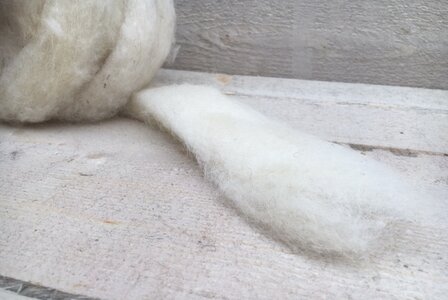 500 gram gewassen lontwol - Drents Heideschaap (ivoorwit)