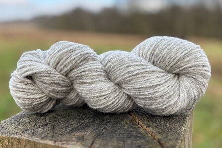 getwijnd breigaren LL 183 m - Swifter (zilvergrijs)