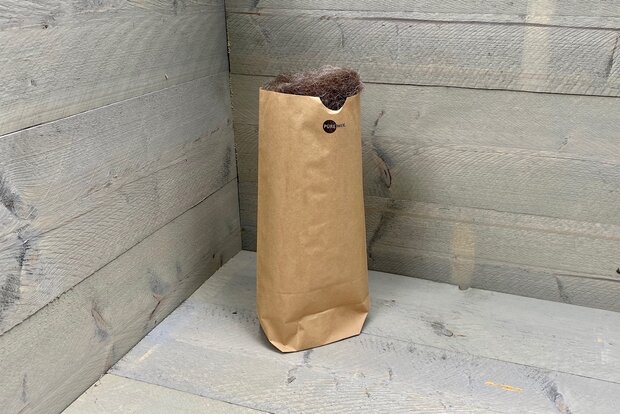 100 gram gewassen kaardvlies - Drents Heideschaap (koperbruin)